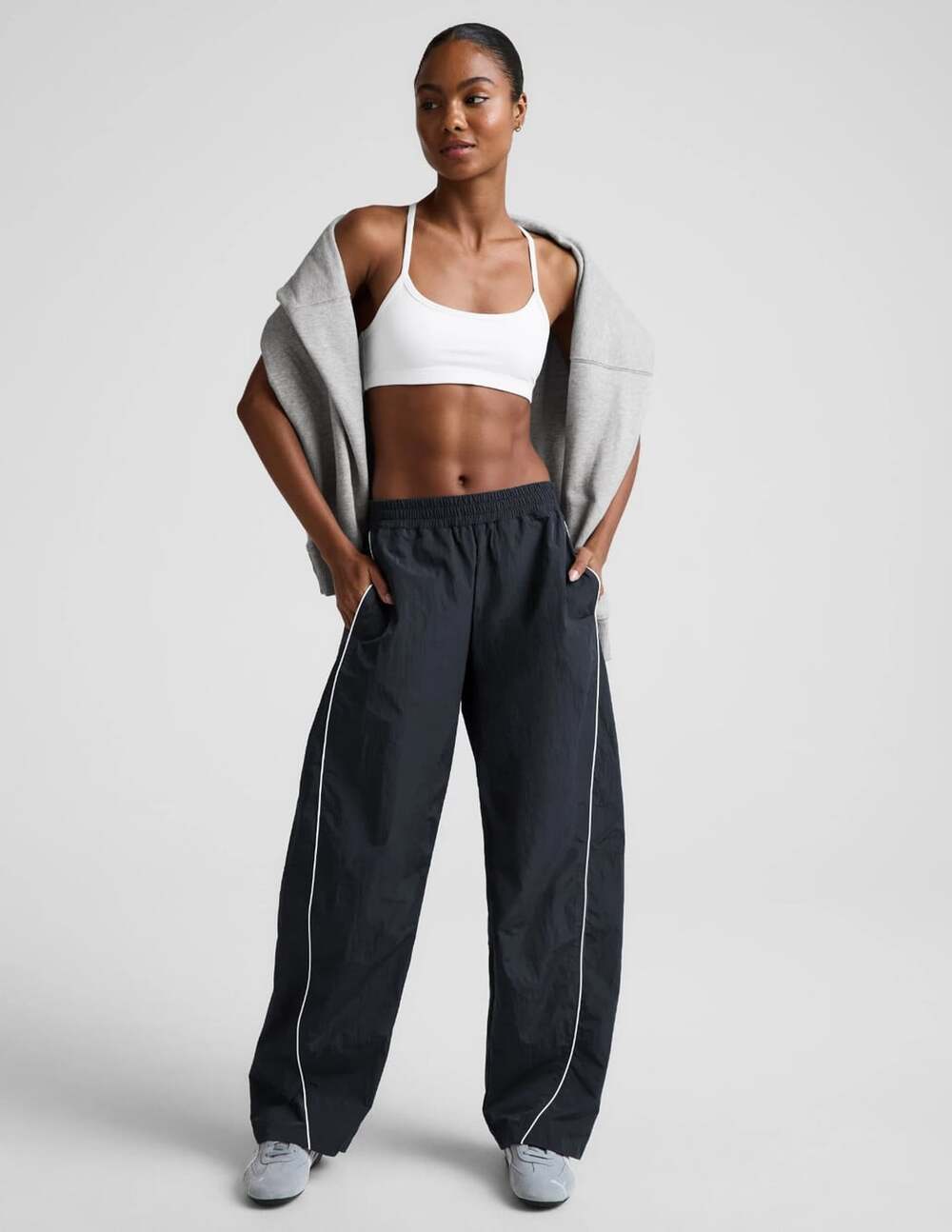 BEYOND YOGA Limitless Mid Rise Size M Blue Barrel Pants Sporty Active Streetwear